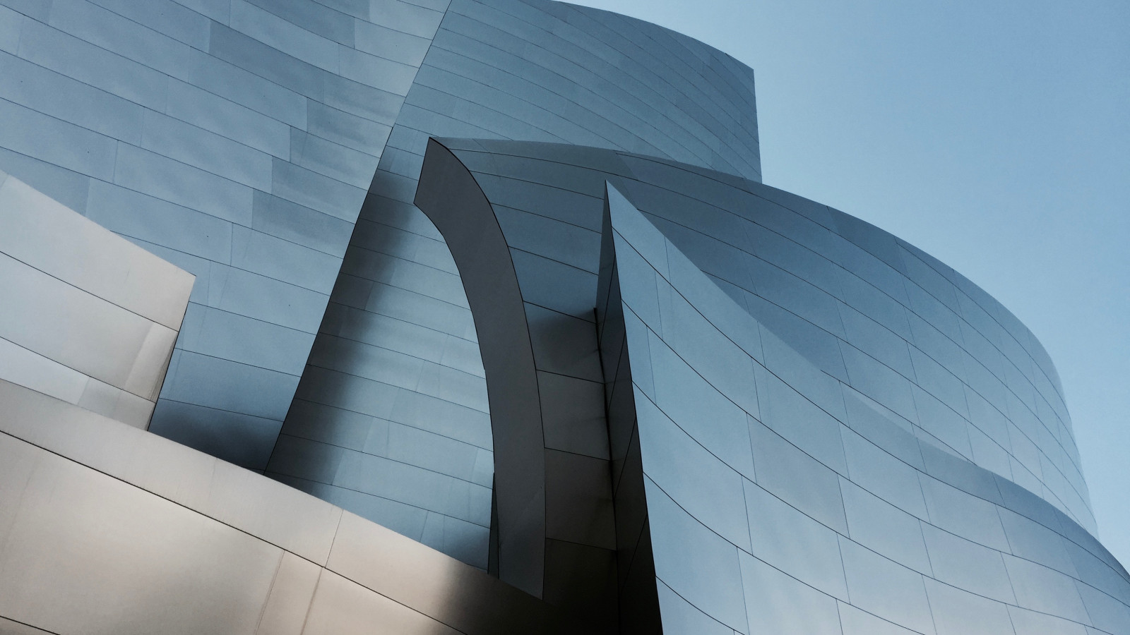 Das Los Angeles Opernhaus als Beispiel für eine konzeptionelle Meisterleistung
